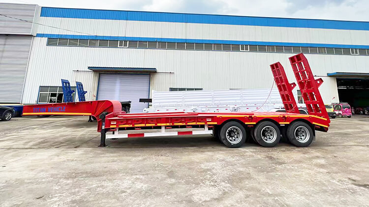 3 Axle 80ton Low Bed Trailer for Sale in Madagascar