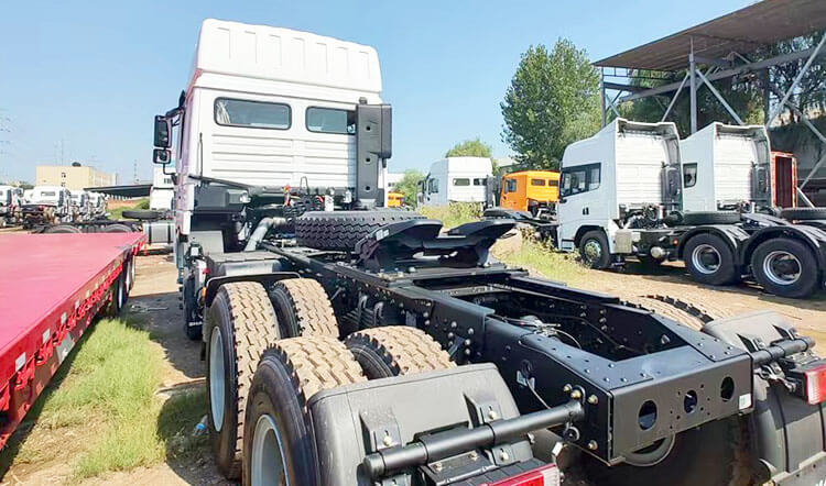 Shacman F3000 6x4 Tractor Truck for Sale Price in Madagascar
