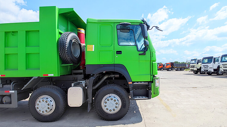 Sinotruk Howo Dump Truck Price | Howo Dumper 8x4 for Sale in Madagascar