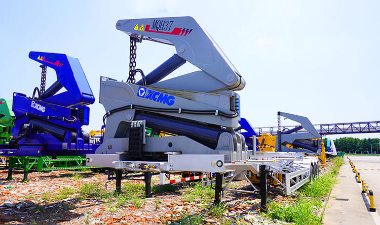 Container Loader | Side Lifter for Sale in Madagascar